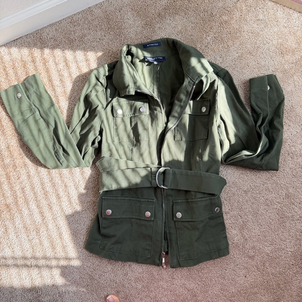 Jones New York Green Utility Jacket Size Small | Belted Military Zip Front - Picture 5 of 5